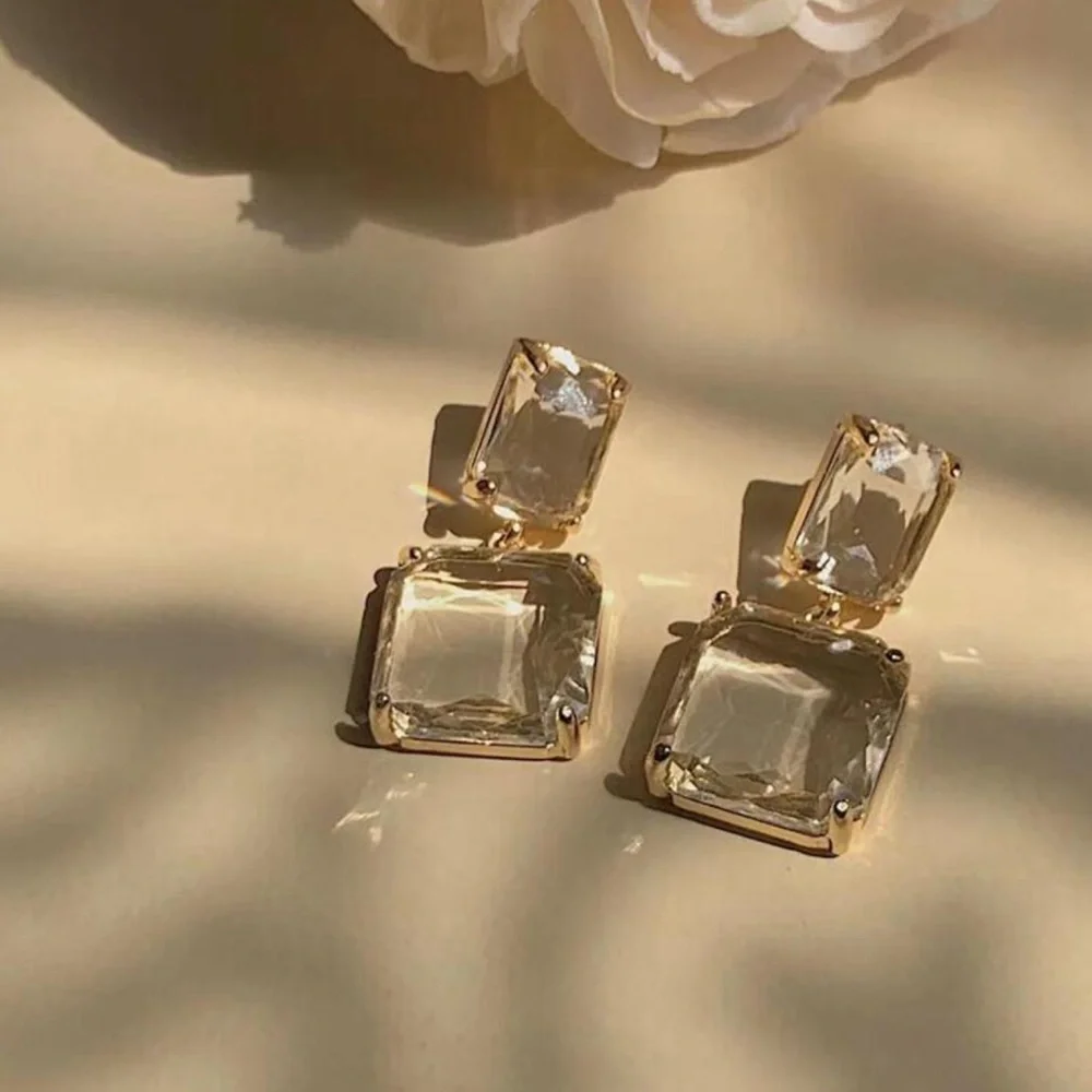Clear gemstone dangle earrings ✨ - Picture 1 of 3